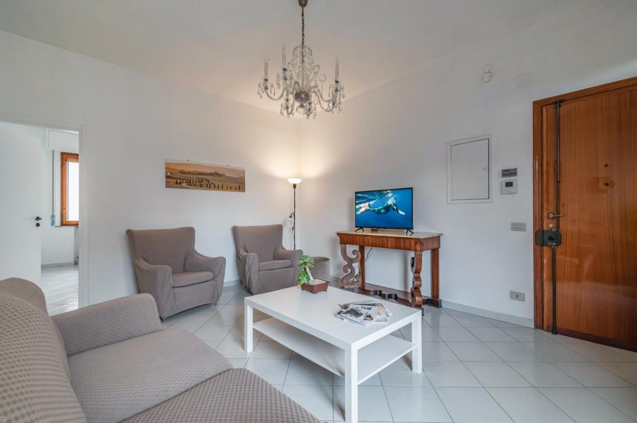 Appartement Comfy Flat Steps Away From Siena Station! Extérieur photo