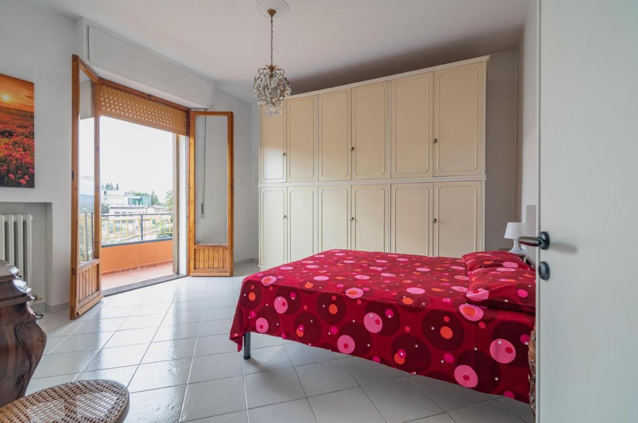 Appartement Comfy Flat Steps Away From Siena Station! Extérieur photo
